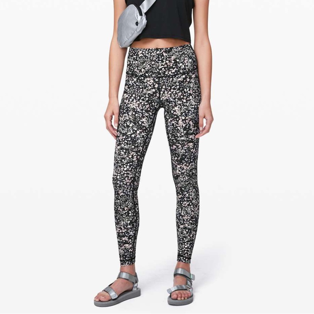 NWT Lululemon Wunder Under High-Rise Tight 28" *F
Floral Spritz Multi
